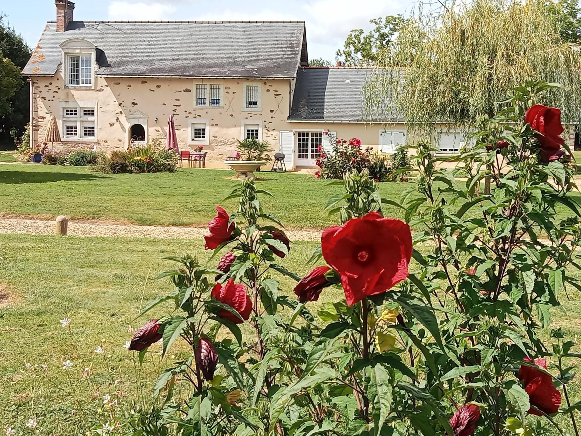 La Haye Georget Bed & Breakfast Feneu Exterior photo